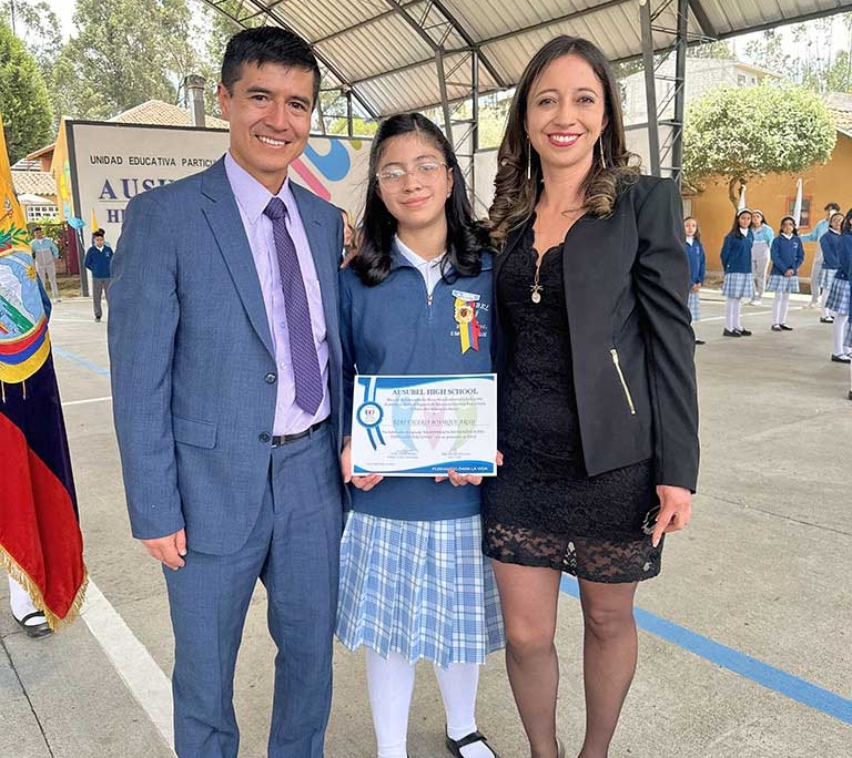 Estudiante de 7mo con mención honorífica