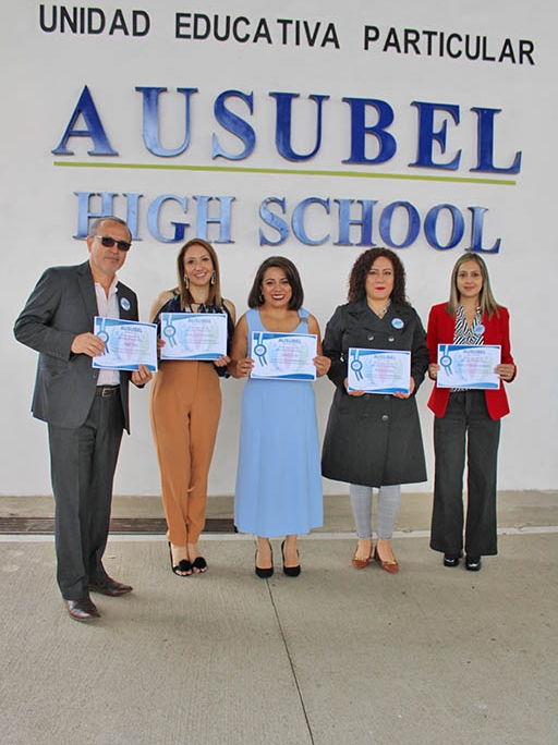 Posesión Comité de Padres de Familia Ausubel Cuenca