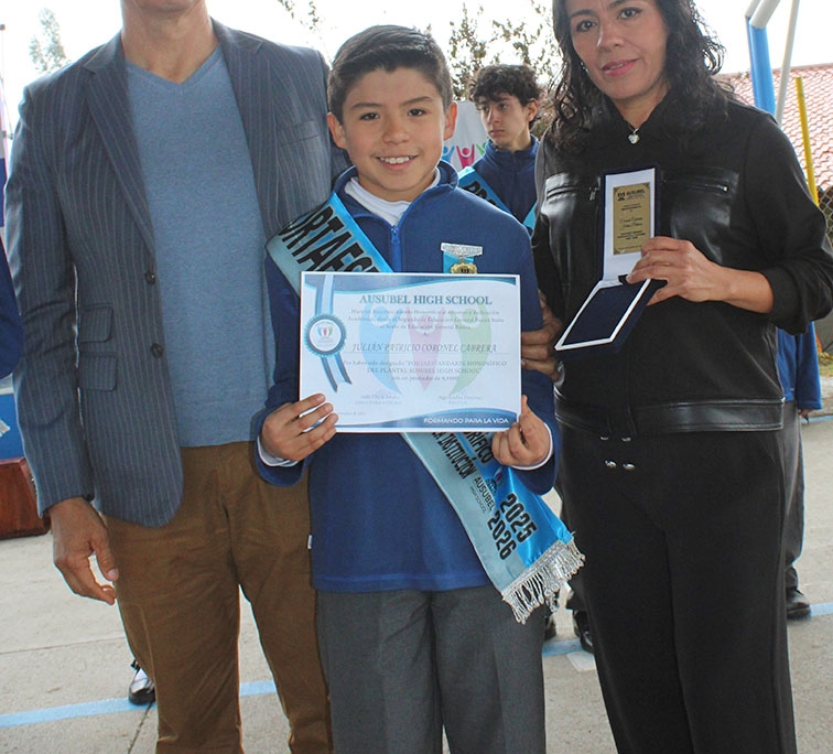 Reconocimientos honoríficos Portaestandarte Ausubel High School