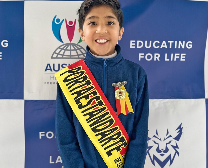 Reconocimientos honoríficos Portaestandarte de Cuenca Ausubel High School Cuenca
