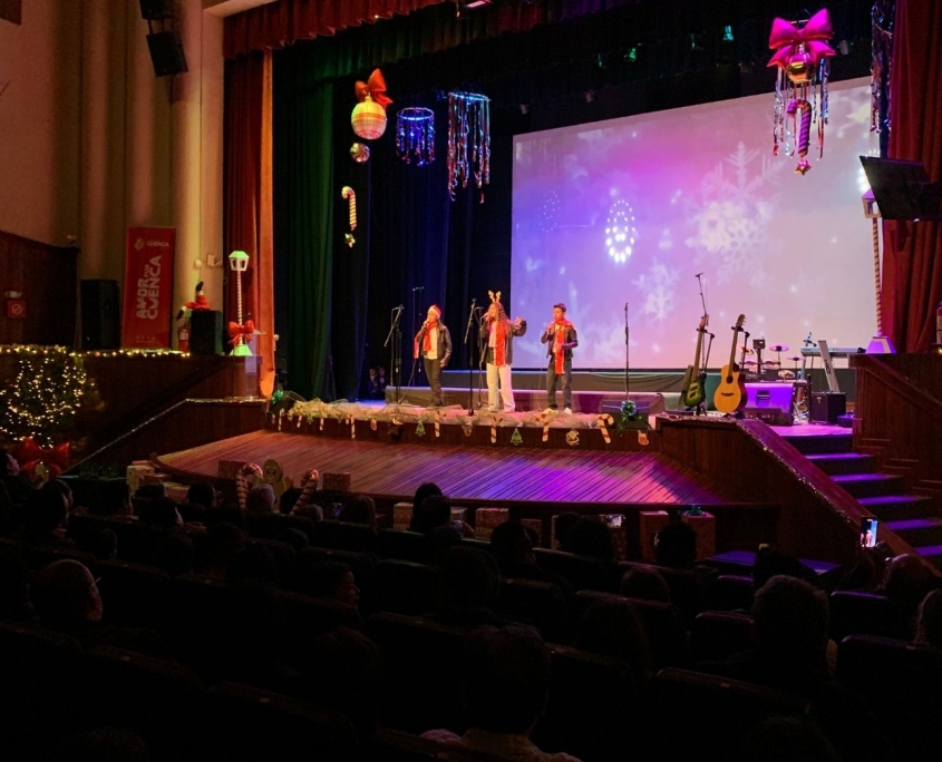 El coro de Ausubel High School